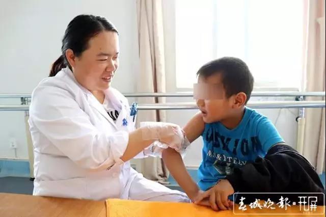 感謝春城晚報、保山新聞網(wǎng)對小潤潤的關(guān)心，感謝患者對我院的信任！