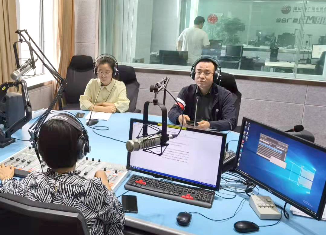 9月8日北京腫瘤、放療專(zhuān)家張穎東主任與您相約保山廣播電視臺(tái)《987在路上》欄目